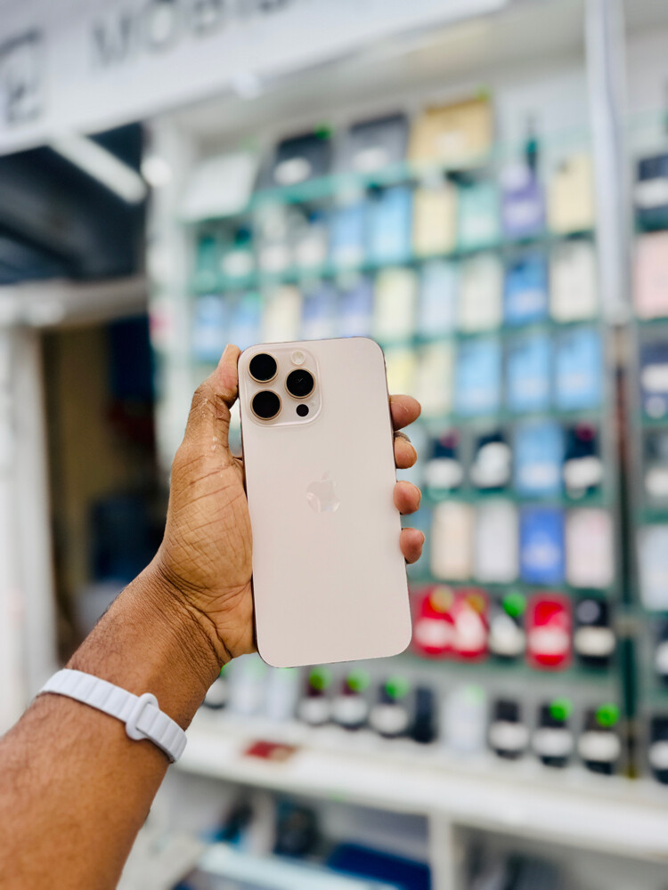iPhone 16 Pro Max - 2