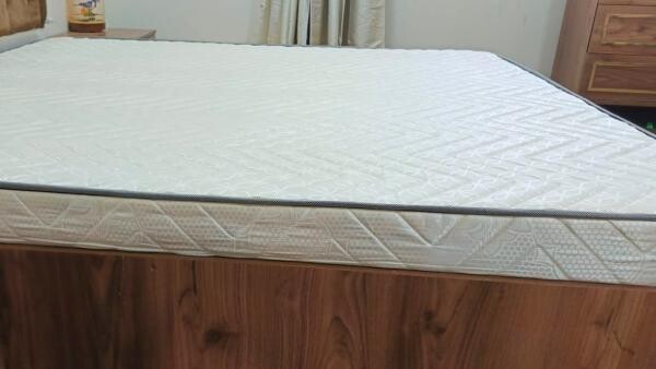 King Size Mattress 180 200 - 1