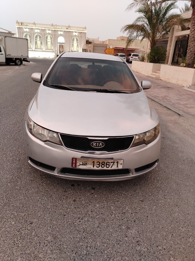 كيا سيراتو موديل 2010 نظيفة جدا - 4