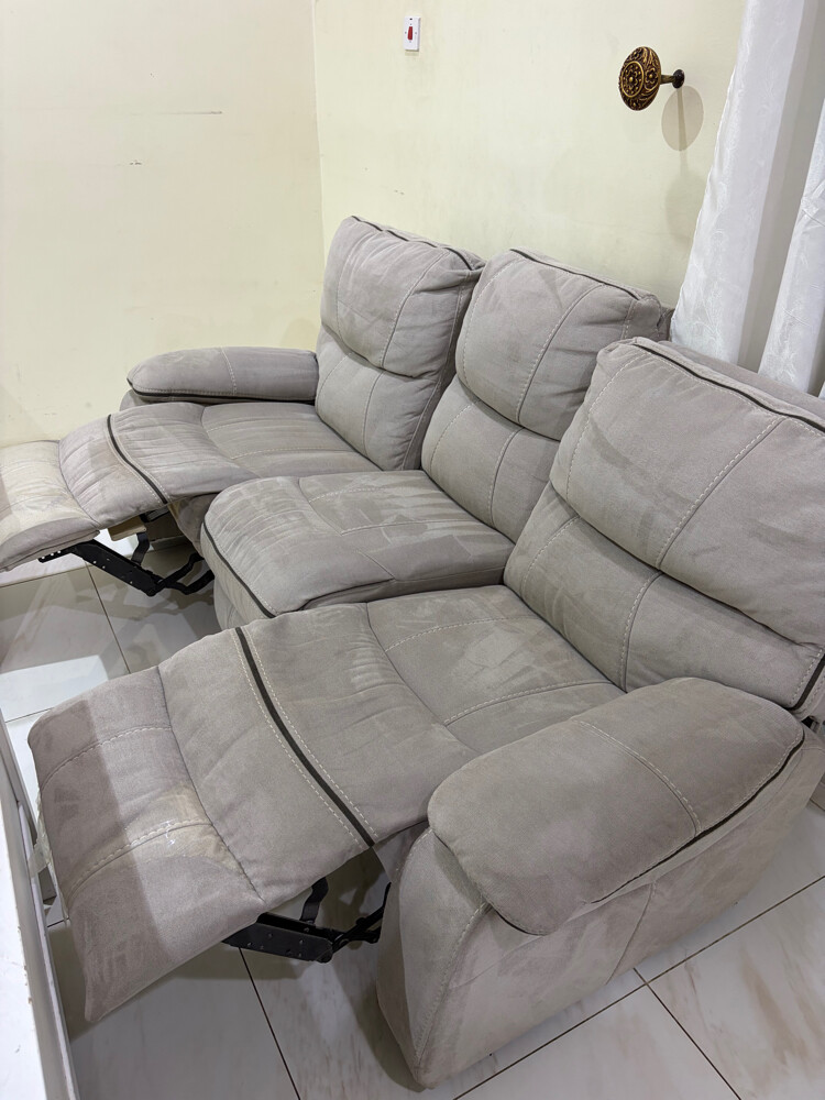 طقم كنب - قطعتين (2 و 3 كراسي) - 2