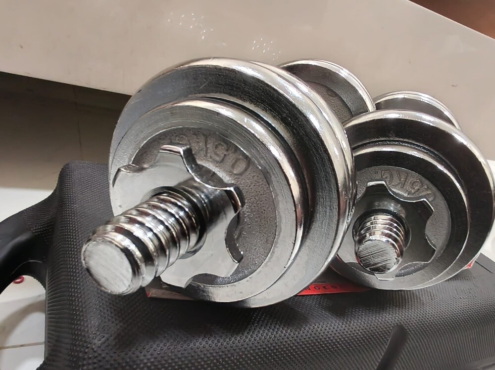 15 kg dumbells negotiateable - 4