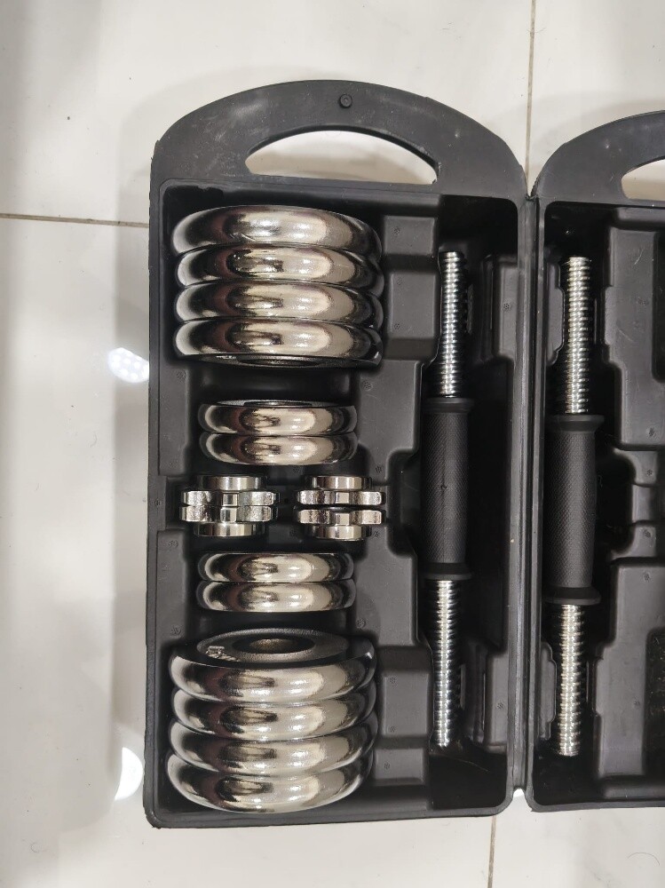 15 kg dumbells negotiateable - 5
