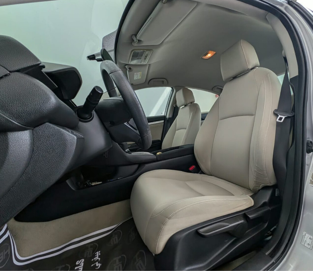2020 Honda CIVIC - 11