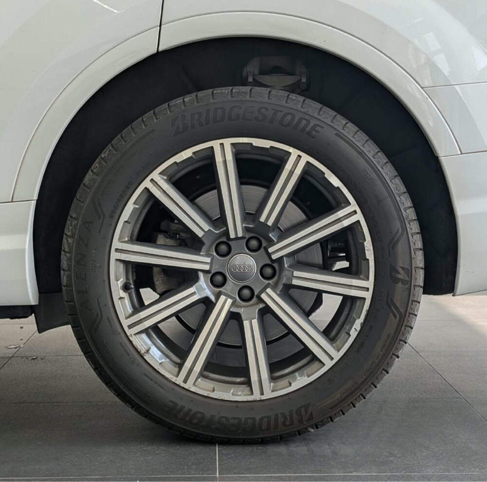 2019 Audi Q7 - 6