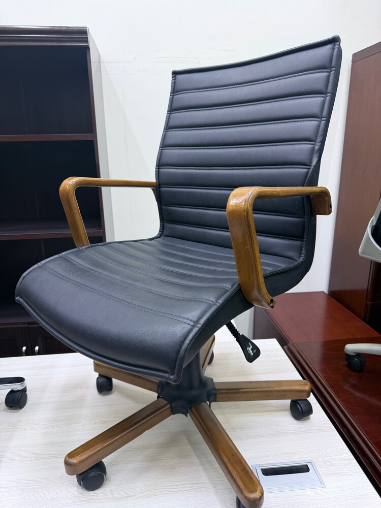 uesd office sofa for sale - 24