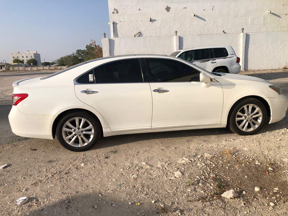 للبيع لكزس إي اس 350 بنورما 2008 - 3