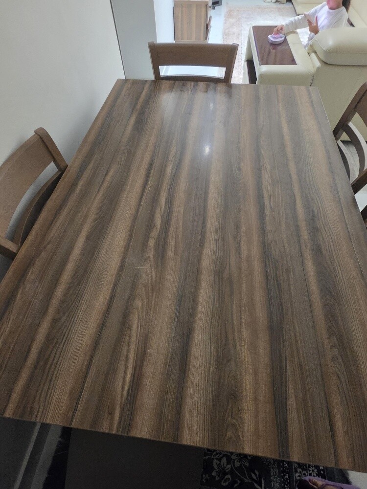 table and 6 chairs - 2