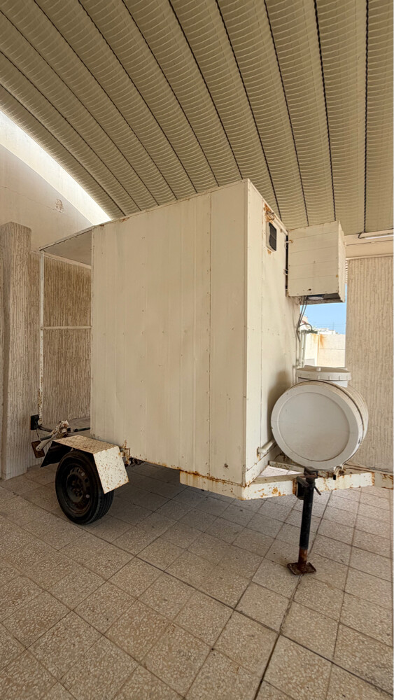 toilet cabin with shower - 3