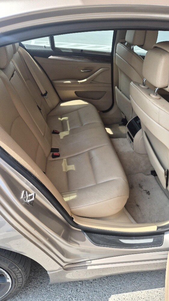 .The car is very clean, and both the gearbox and engine are in excellent condition. The only issue is that it needs a computer (ECU) with the correct coding number, which we have been unable to find in Qatar. - 5