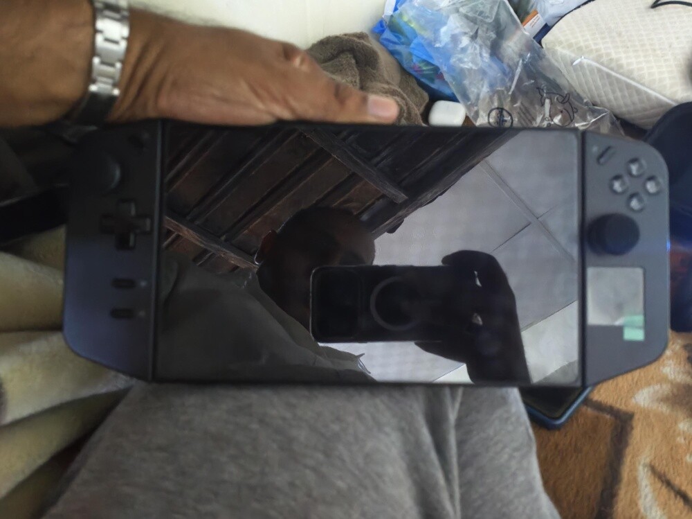 lenovo legion go with many games - 4