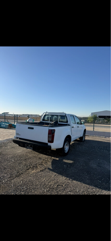 Isuzu 4x4 - 5
