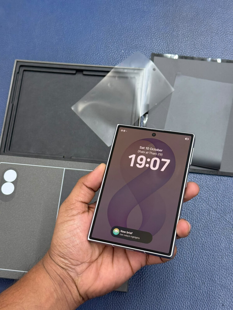 Samsung Z Fold 8 256 Gb - 1