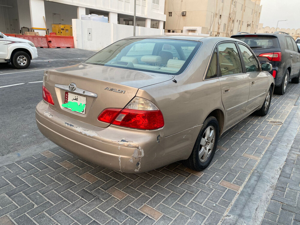 تيوتا افالون 2004 - 4