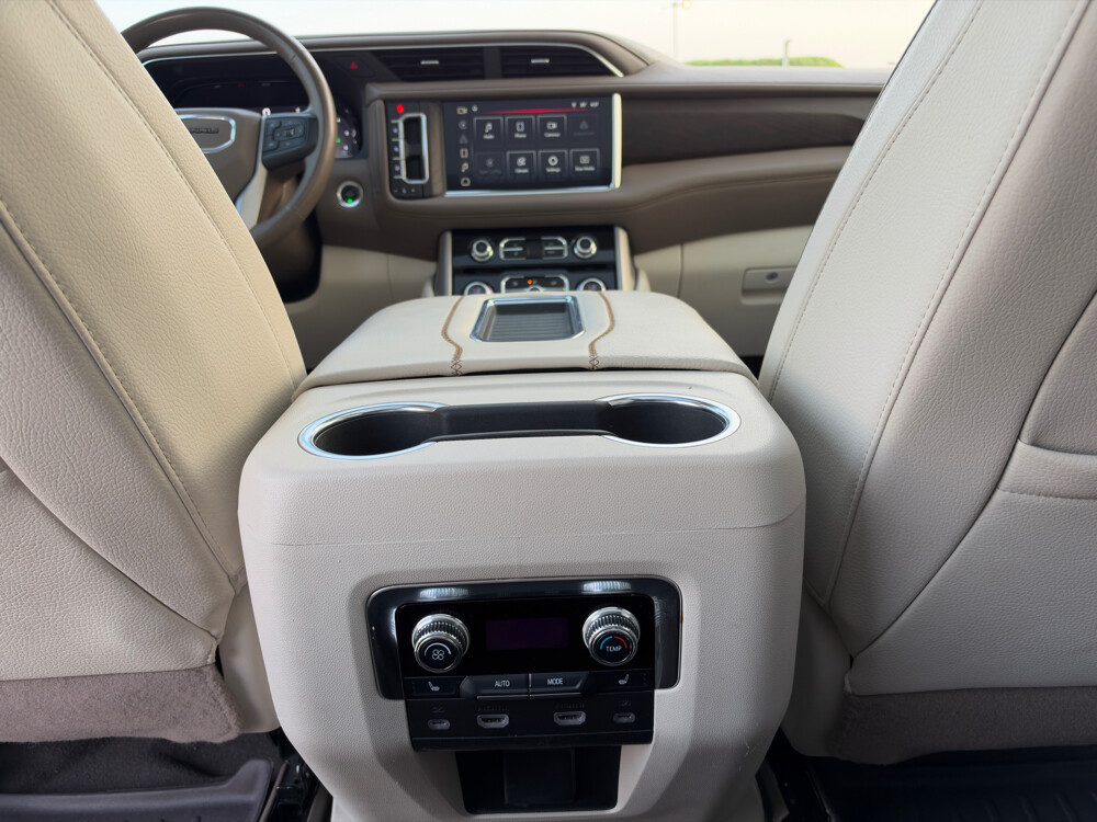 GMC YUKON DENALI XL - 17