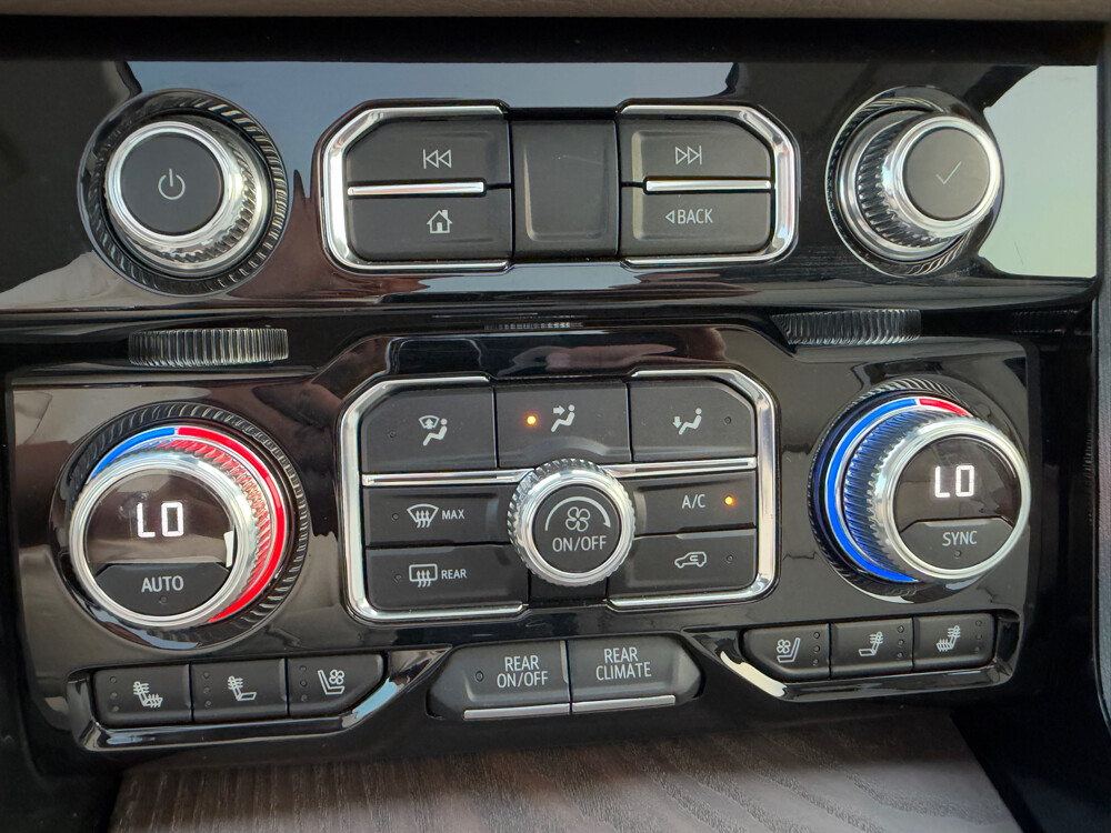 GMC YUKON DENALI XL - 16