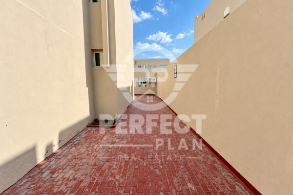 Standalone Villa in Al Duhail - 13