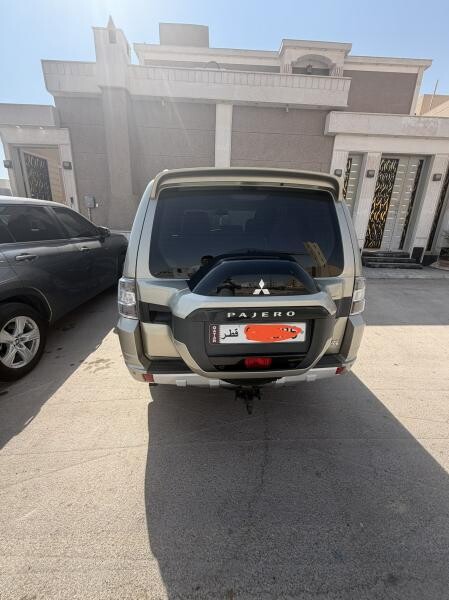 ميتسوبيشي باجيرو طراز 2 - 5