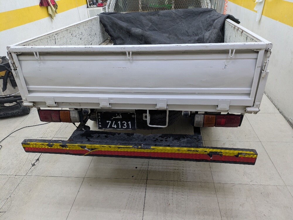 Isuzu pickup - 7