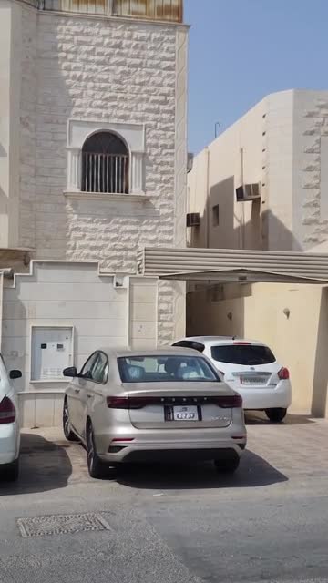 للبيع فلتين متلاصقه معيذر الشمالى - 1