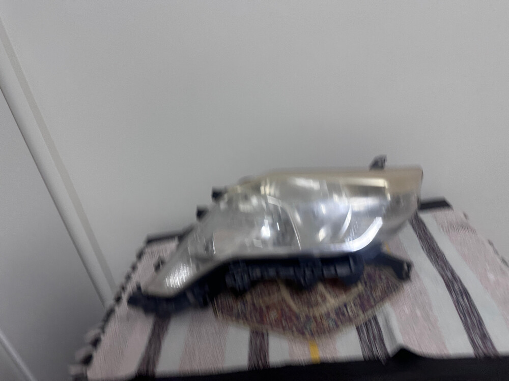 prado 2014 left headlights - 3