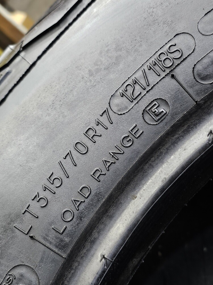 315-70-17,,, Bfgoodrich brand - 7