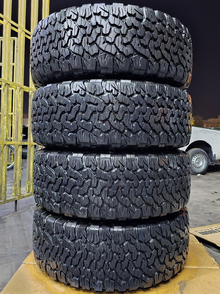 315-70-17,,, Bfgoodrich brand - 12