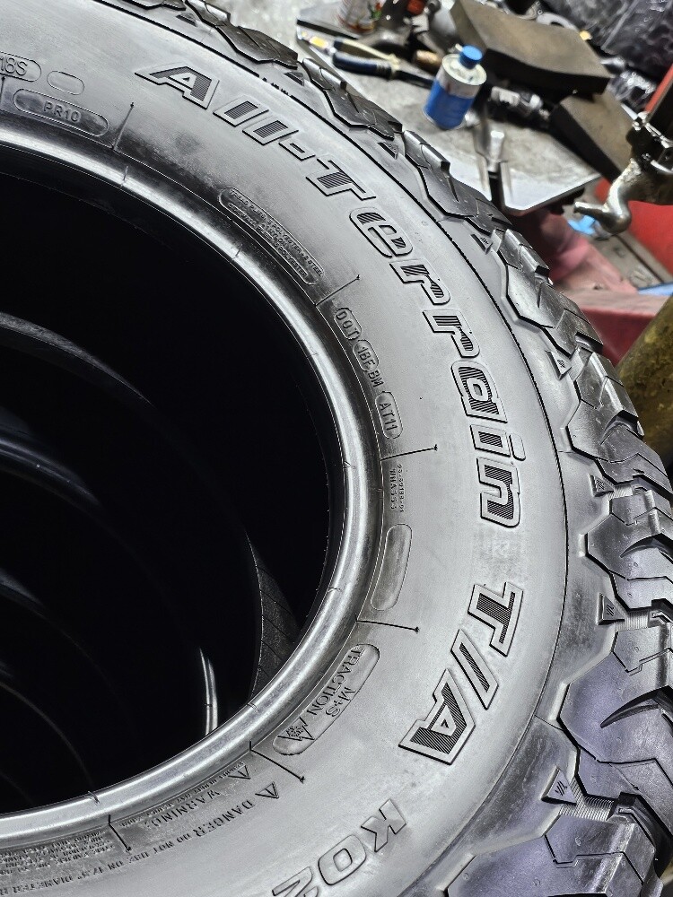 315-70-17,,, Bfgoodrich brand - 8