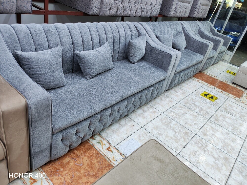 Nice loking sofa - 2