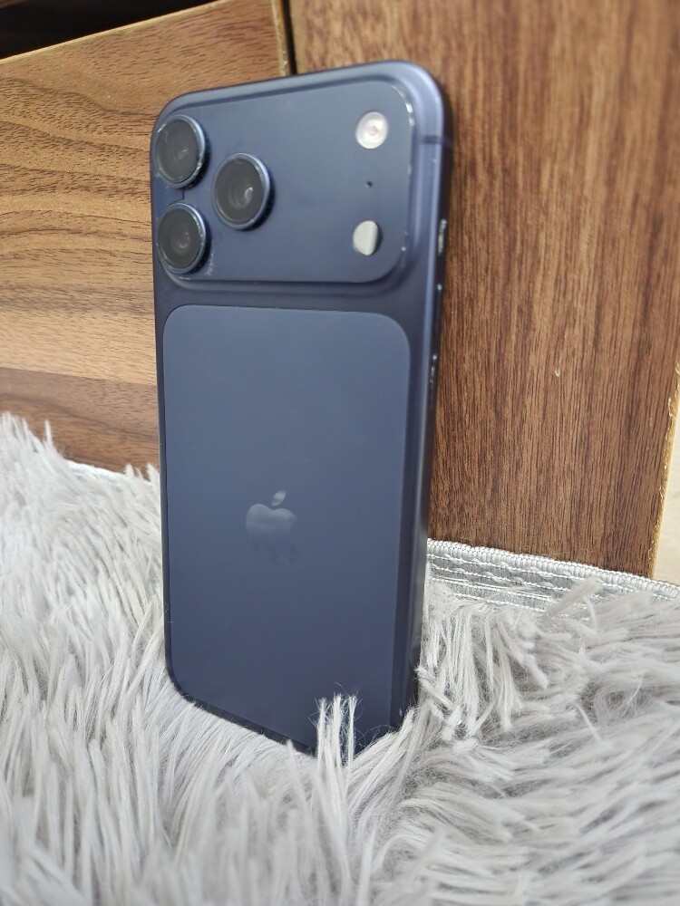 iphone 17 Pro Max 2Tb 99 health - 2