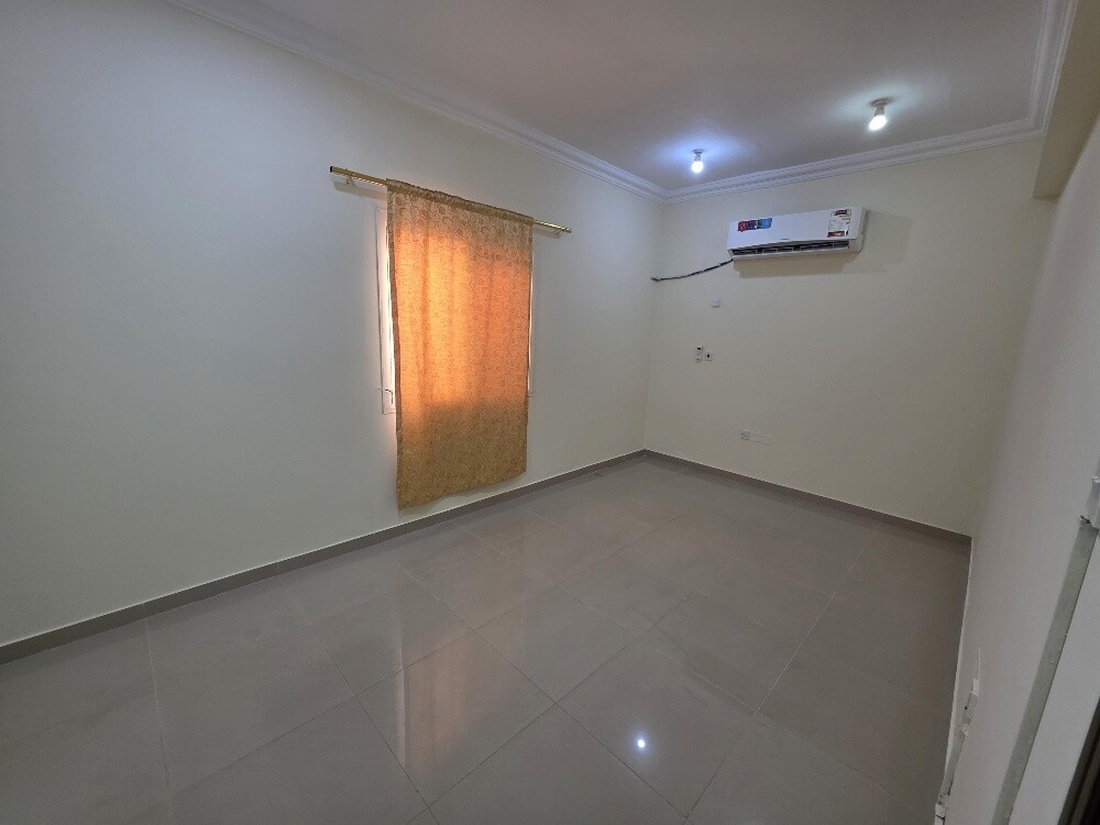 apartment for rent in alduhail - 2