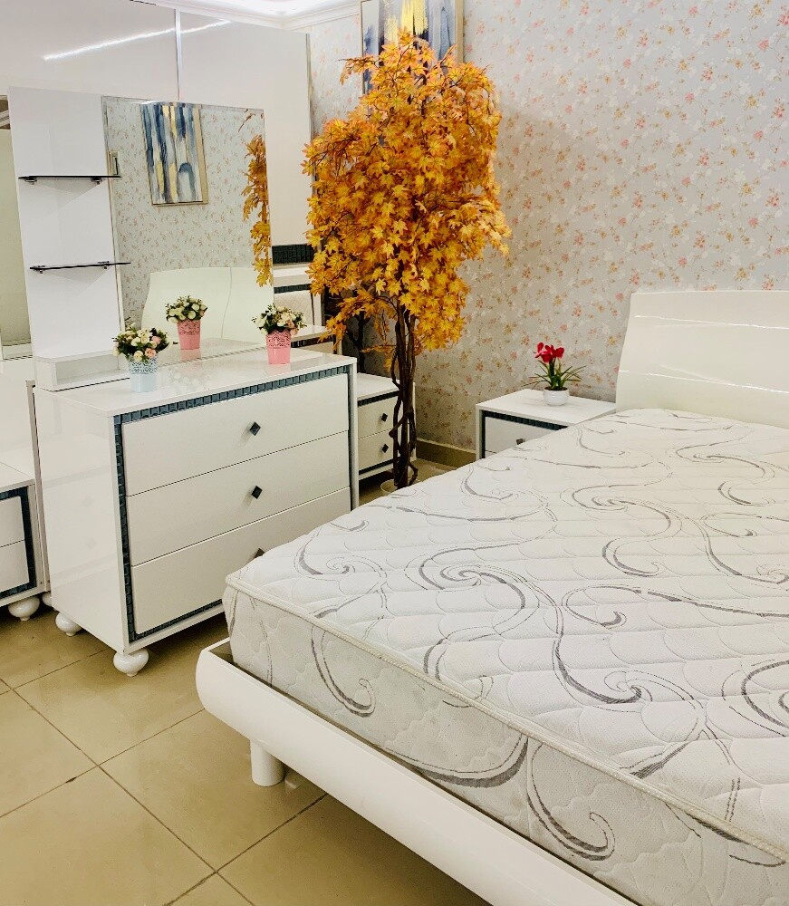 HOME CENTER KING bedroom Set - 3