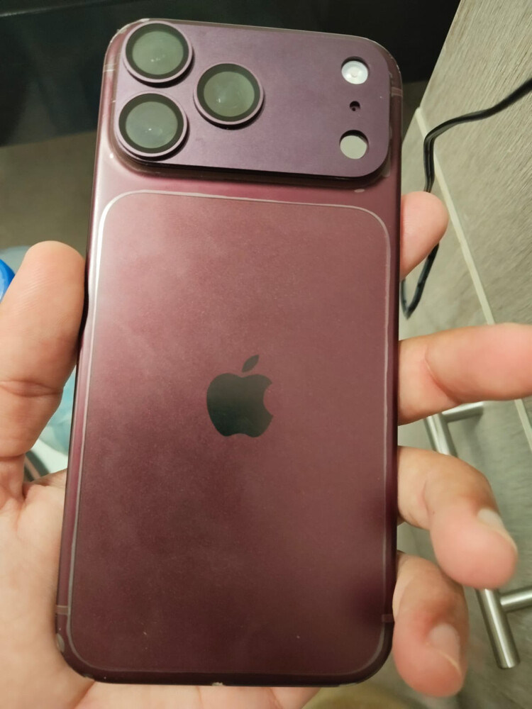 iphone 18 pro max burgunday - 1
