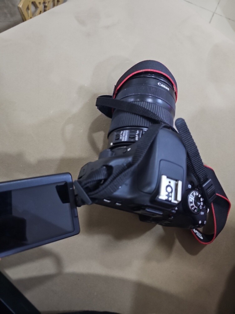 canon EOS T6i - 3