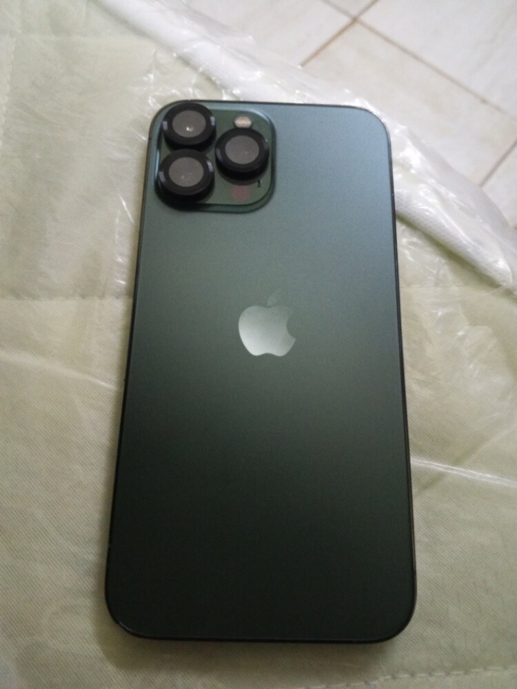 iphone 13 pro max - 4