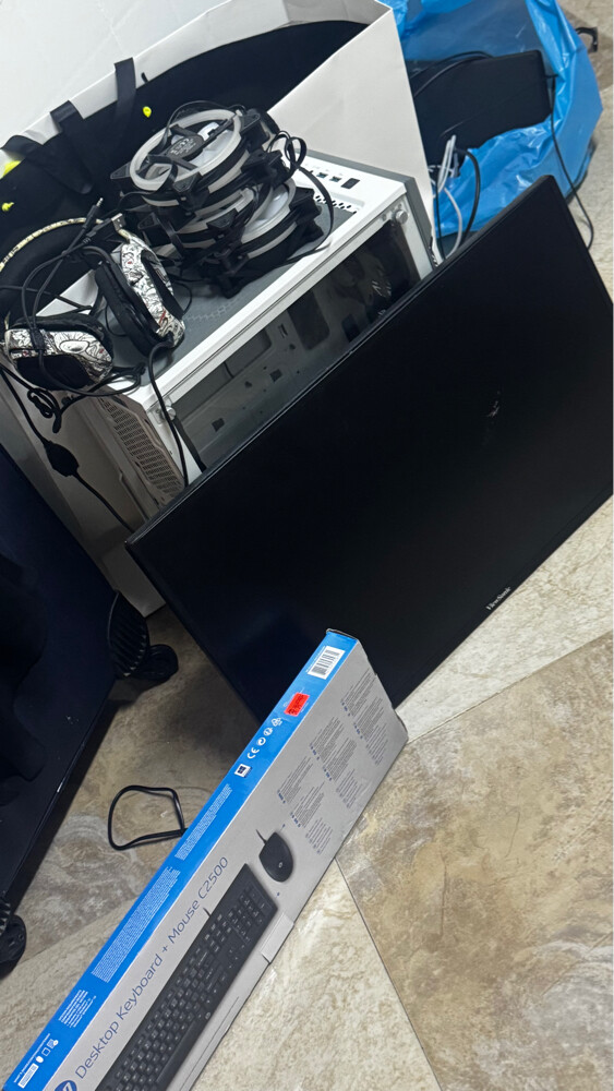بي سي  - 1