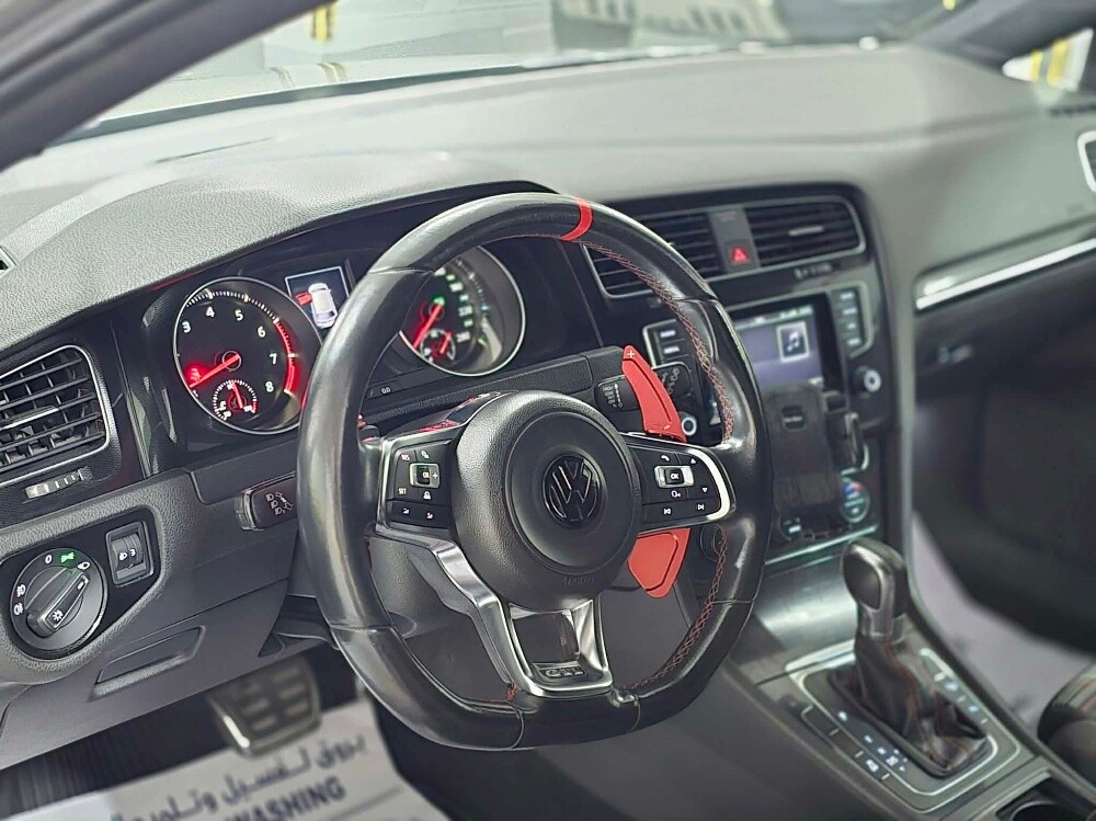 جولف 7 جي تي اي - 8