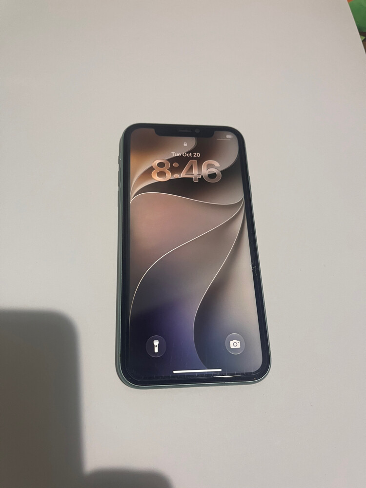 Apple iPhone 11 - 128GB NEW  - 3