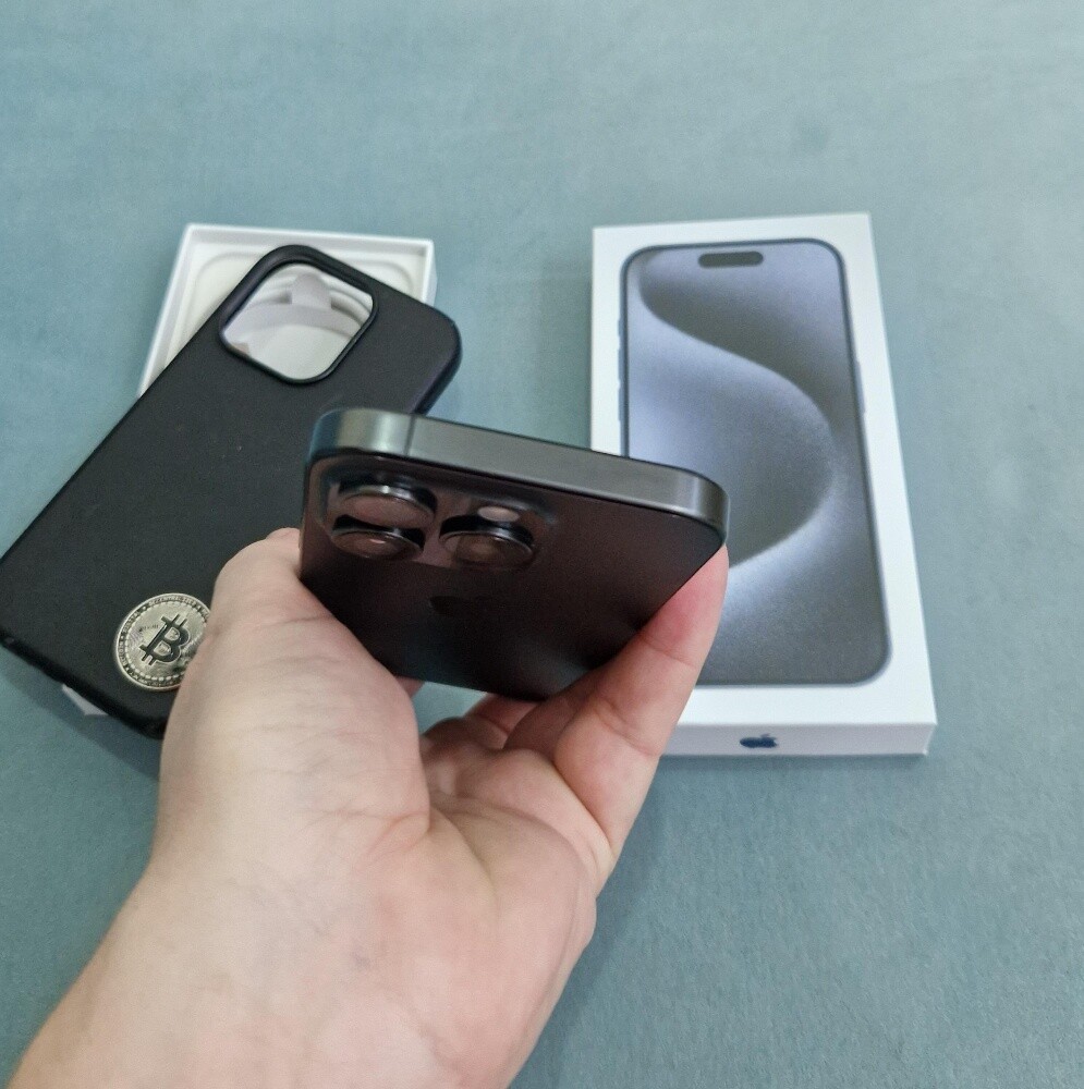 IPhone 15 pro 128GB - 7