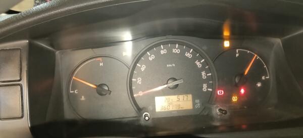 Toyota Cargo Van  Ready to Work! - 3