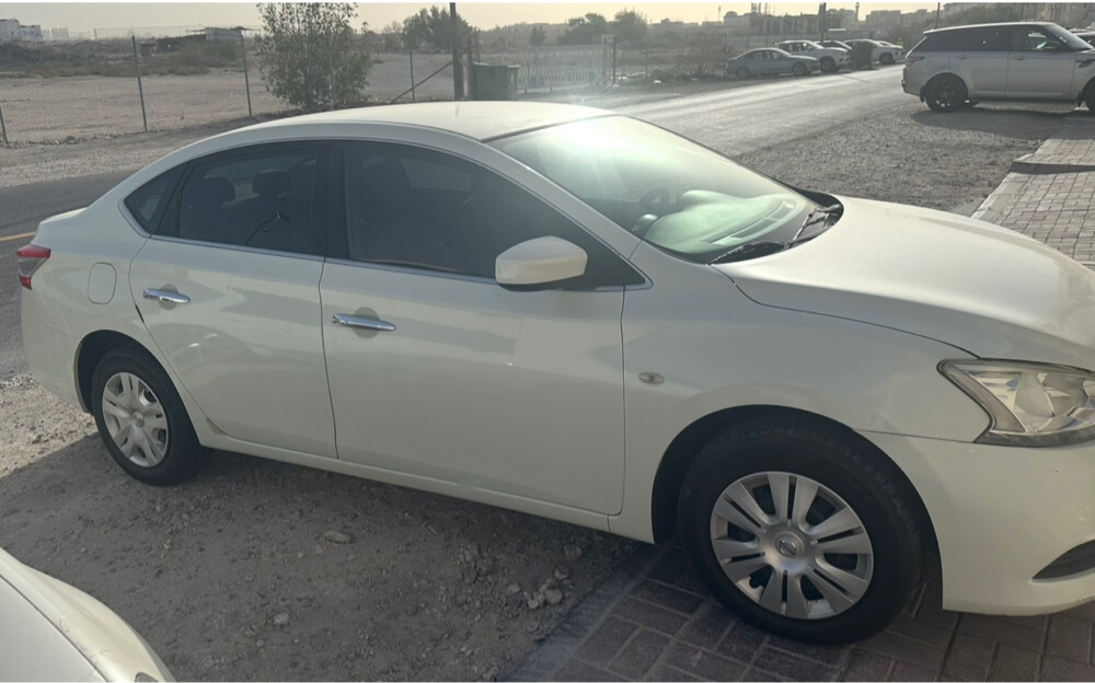 نيسان سنترا بحالةً. ممتازة - 1