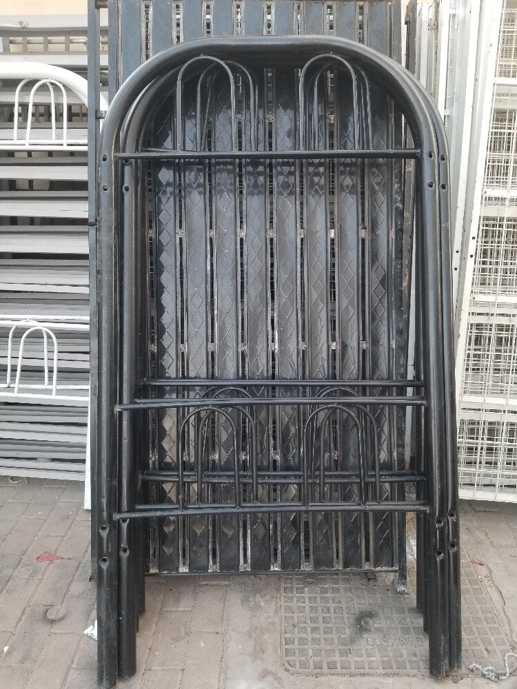 Black double bed, single bed - 1
