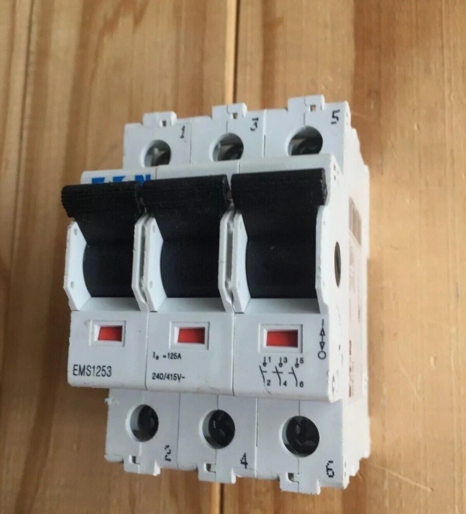 Eaton 3-Pole Main Switch / Isolator - 1