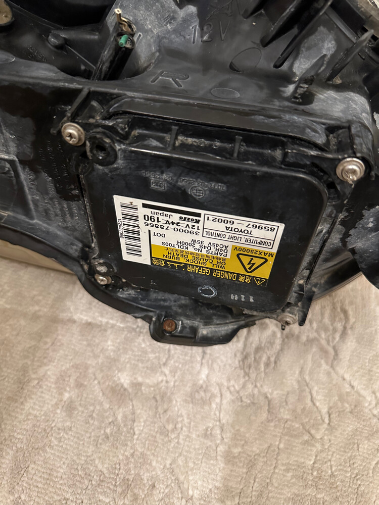Land Cruiser Gxr Vxr headlights - 5