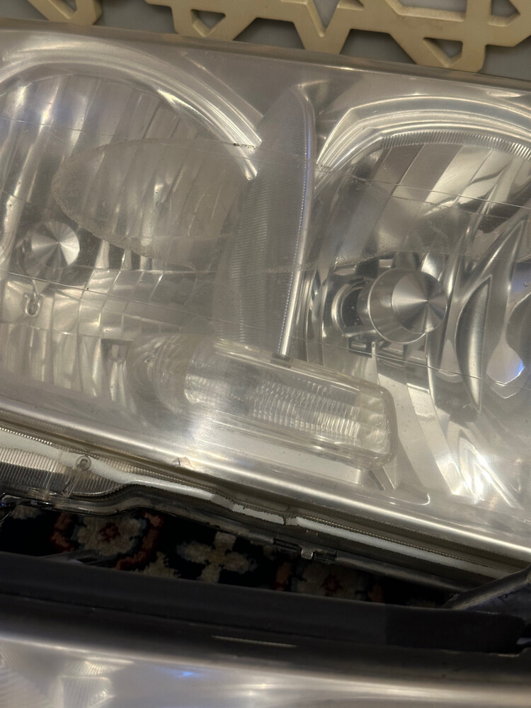 Land Cruiser Gxr Vxr headlights - 2