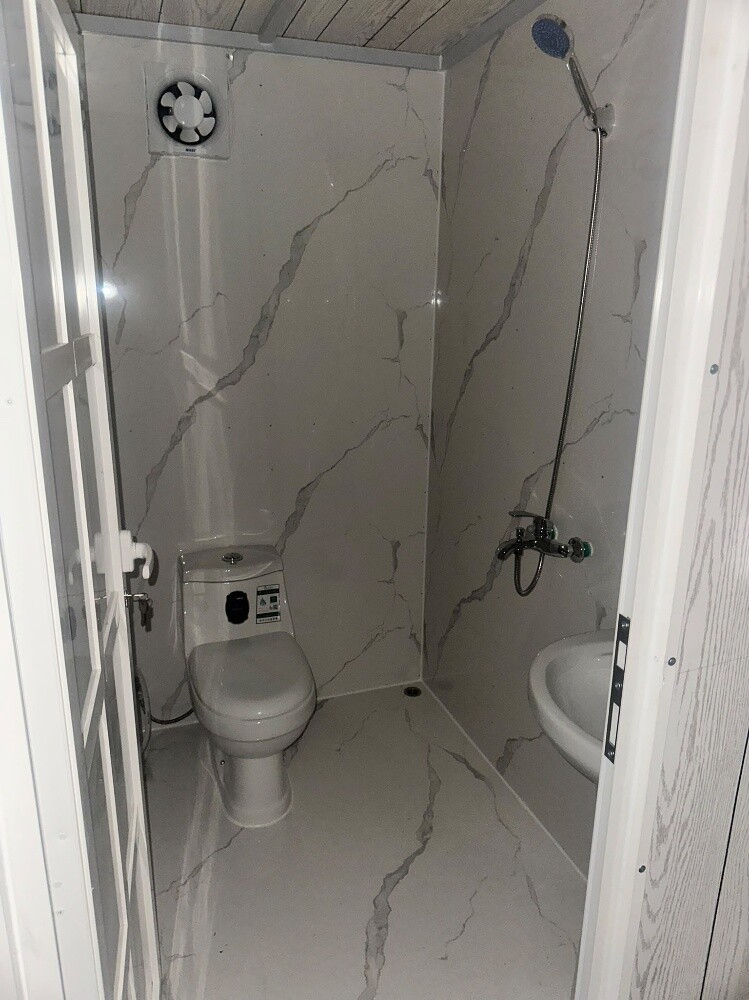 cabin caravan room ketechin toilet - 12