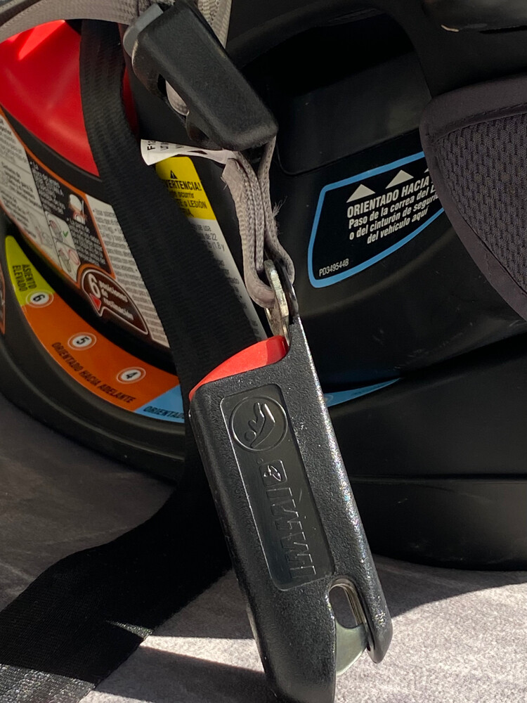 baby car seat brand ( graco) - 2