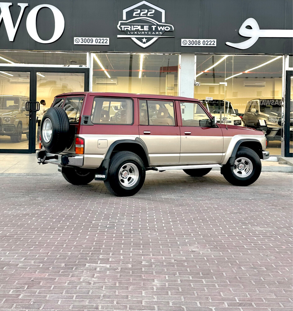 نيسان سفاري موديل 1991 - 3