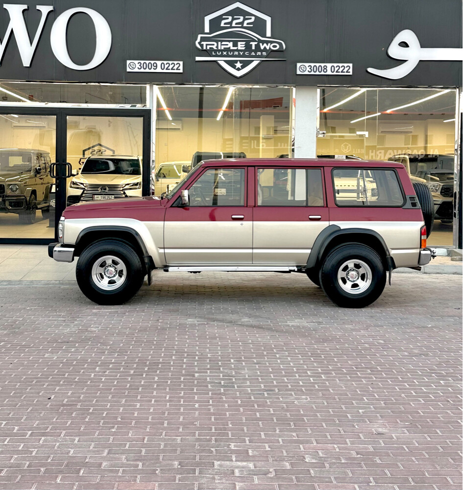نيسان سفاري موديل 1991 - 4