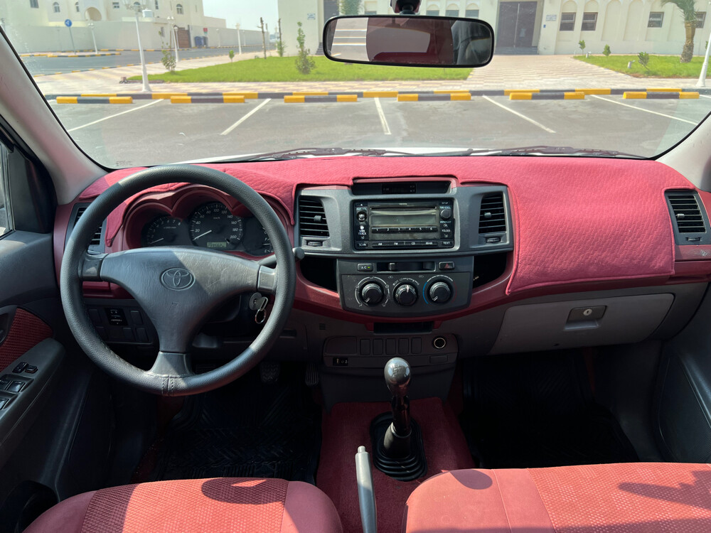toyota hilux 2012 - 10
