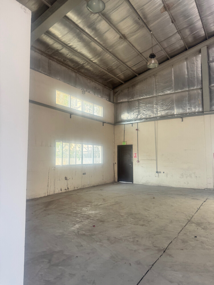 Store for Rent - Industrial Area St - 4